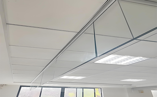 焉耆玻璃挡烟垂壁