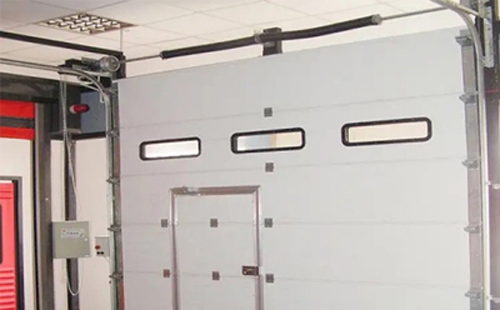 焉耆工业提升门的安装方法